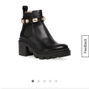 Steve Madden
Amulet Jeweled Chunky Chelsea Booties